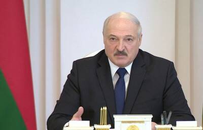 Александр Лукашенко - Лукашенко опять играет с СОVID-19 - news.ru - Москва - Белоруссия