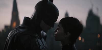 Брюс Уэйн - «Бэтмен»: в новом трейлере Бэтмен и Женщина-кошка объединяются - etalongame.com