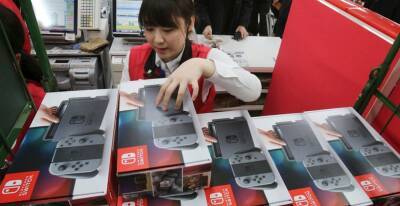Сюнтаро Фурукава - Nintendo значительно сократит поставки Switch в 2022 году - zoneofgames.ru - Сша