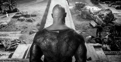 Дуэйн Джонсон - Дуэйн Джонсон опубликовал брутальнейшее фото костюма "Черного Адама" со спины и прокомментировал его - playground.ru