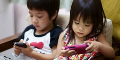 Китайским детям запретили проводить стримы, а также публиковать ролики и участвовать в онлайн-трансляциях - playground.ru - Китай