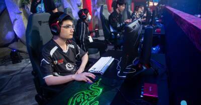 Elephant выбила Vici Gaming в нижнюю сетку плей‑офф OGA Dota PIT Season 5 для Китая - cybersport.ru - Китай