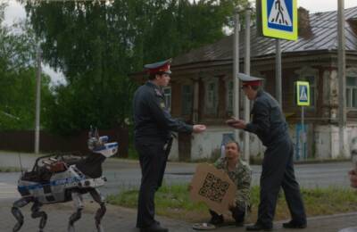 Киберсобака и бравые милиционеры в новом ролике «Кибердеревни» - igromania.ru - Россия