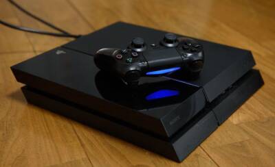 Джеймс Райан - Sony будет производит больше PS4, чтобы решить проблему нехватки PS5 - gametech.ru
