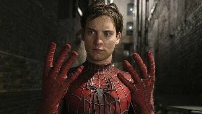 Эндрю Гарфилд - Томас Холланда - Sony хочет снять новый фильм про Человека-паука с Тоби Магуайером и Эндрю Гарфилдом - playground.ru