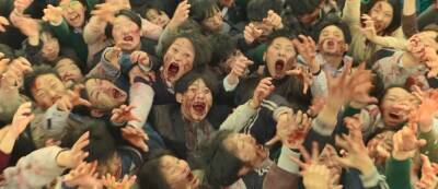 Школьники против орд зомби в тизере нового корейского сериала "Мы все мертвы" - gamemag.ru