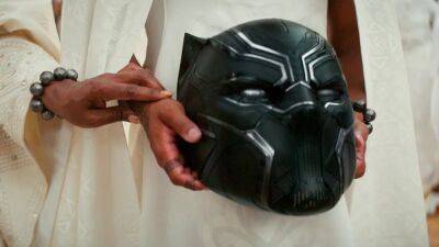 Lupita Nyong - Letitia Wright - Marvel Studios’ Black Panther: Wakanda Forever - Officiële trailer - ru.ign.com