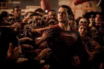 Генри Кавилл - Адам Черный - Плохие новости для фанатов DC. Генри Кавилл больше не вернётся к роли супермена - playground.ru