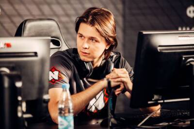 Nemiga, V-Gaming и Winstrike сыграют в переигровках на D2CL Season 7 - cybersport.metaratings.ru