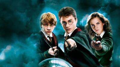 Гарри Поттер - Эмма Уотсон (Emma Watson) - Руперт Гринт (Rupert Grint) - Вместо Фантастических тварей 4 выйдут спин оффы из вселенной Гарри Поттера - playground.ru