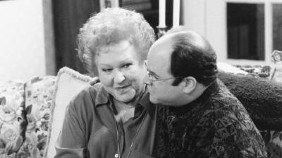 Actrice Estelle Harris uit Seinfeld en Toy Story overleden op 93-jarige leeftijd - ru.ign.com - state Delaware