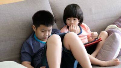 В Китае запрещены детские донаты стримерам и просмотр после 22:00 - playground.ru - Китай