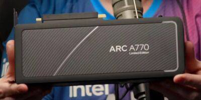 Intel показала флагманскую видеокарту Arc A770 - zoneofgames.ru