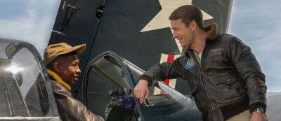 Джонатан Мейджорс - Глен Пауэлл - Sony выпустила трейлер фильма "Двойная петля" о первом афроамериканском летчике ВМС США - gamemag.ru - Сша - Гана