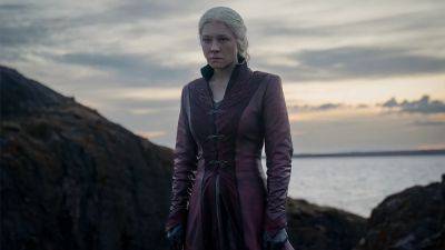 Olivia Cooke - HBO onthult eerste trailer voor House of the Dragon seizoen 2 - ru.ign.com - county Liberty