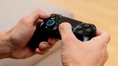 Sony оштрафовали на 13,5 млн евро за ограничение для сторонних геймпадов - playground.ru