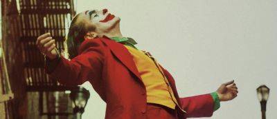 Джеймс Ван - Тодд Филлипс - Артур Флек - Леди Гага и Хоакин Феникс на свежем кадре фильма "Джокер: Безумие на двоих" - gamemag.ru