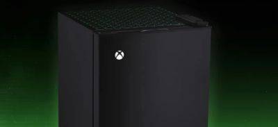 Скотт Коутон - Microsoft выпустила новый Xbox, но не игровую консоль. Крупный холодильник в стиле Xbox Series X - gametech.ru
