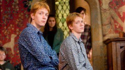 В Hogwarts Legacy нашли забавную пахалку на Фреда и Джорджа Уизли - games.24tv.ua