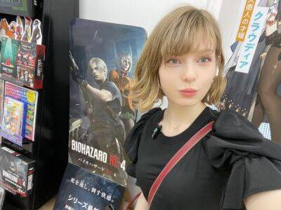 Элла Фрейя - Датская модель подарившая лицо Эшли в ремейке Resident Evil 4, забавно отреагировала на свое игровое воплощение - playground.ru - Япония - Дания