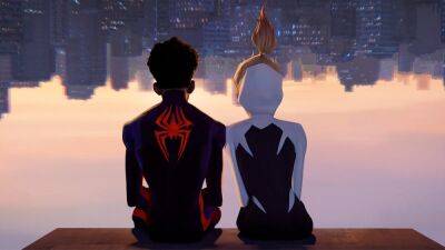 Gwen Stacy - Spider-Man: Across the Spider-Verse CinemaCon beelden bevat Miles met huisarrest en Gwen Stacy - ru.ign.com
