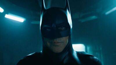 Bruce Wayne - Andy Muschietti - Michael Keaton - The Flash: Michael Keaton werd emotioneel toen hij na 30 jaar originele Batcave weer zag - ru.ign.com - county Allen - county Barry