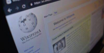 Дмитрий Песков - Дмитрий Песков заявил, что для блокировки «Википедии» необходимо создать её аналог - igromania.ru - Россия