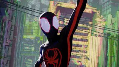 Gwen Stacy - Spider-Man: Across the Spider-Verse trailer toont meer verhaal en nog meer Spider-Mensen - ru.ign.com