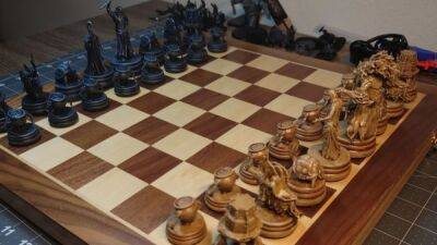 Фанат Elden Ring сделал детализированные шахматные фигуры в виде боссов и персонажей игры - playground.ru