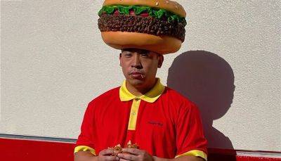 Take-Two закрыла реальные рестораны Cluckin' Bell и Burger Shot из GTA - coop-land.ru - county San Diego