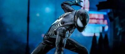 Майлз Моралес - Питер Паркер - Фигурка Hot Toys по Marvel’s Spider-Man 2 раскрыла новые подробности о симбиотическом Человеке-пауке - gamemag.ru