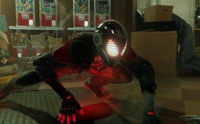 Майлз Моралес - Питер Паркер - Кен Левин - Игрок в Spider-Man Miles Morales обнаружил скрытую анимацию. Insomniac Games подготовилась к эксперименту с фоторежимом - gametech.ru