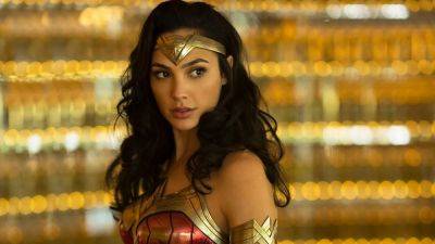 James Gunn - Gal Gadot claimt dat Wonder Woman 3 in de maak is voor Gunn en Safrans DCU - ru.ign.com