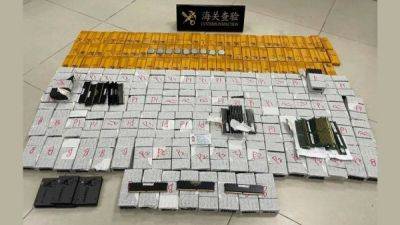 Контрабандист пытался провезти в автомобиле через китайскую таможню 837 процессоров, 900 планок ОЗУ и 10 SSD - playground.ru - Гонконг - Гонконг - Китай - Макао - Kingston