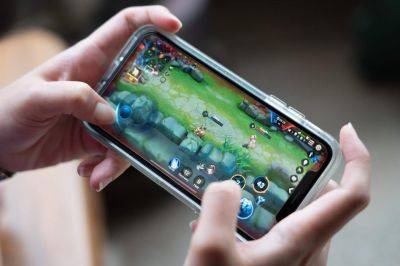 В 2023 году на мобильные устройства пришлось почти 50% денег, потраченных на игры - gametech.ru
