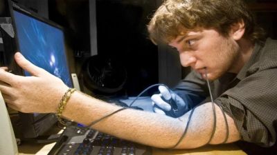 Российский специалист назвал признаки игровой зависимости - playground.ru - Канада