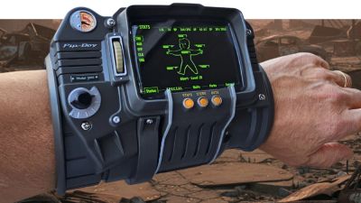Bethesda открыла предзаказы на полностью функциональную копию Pip-Boy за 300 долларов - playground.ru