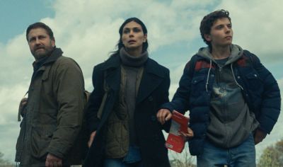 Джерард Батлер - Джерард Батлер и Морена Баккарин на новом кадре из "Гренландия 2: Миграция" - playground.ru - Россия - Гренландия