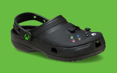 Microsoft и Crocs выпустили специальные кроксы в честь 20-летия Xbox 360 - playground.ru - Сша