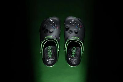 Коллекционная обувь для геймеров: тапки Crocs в стиле Xbox - itndaily.ru