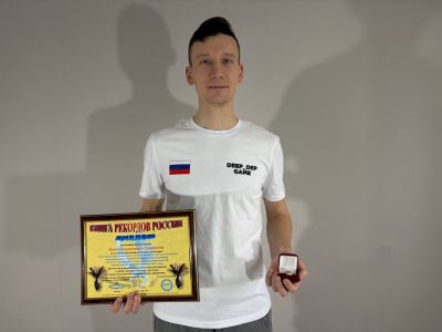 24 часа в огне боя: как Олег Смирнов (Deep_DEP) установил рекорд России в Counter-Strike 2 - playground.ru - Россия - Нижний Новгород