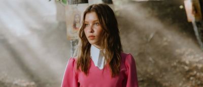 Льюис Кэрролл - Сергей Бурунов - Александр Петров - Ирина Горбачева - "Алиса в стране чудес" собрала миллиард рублей - playground.ru