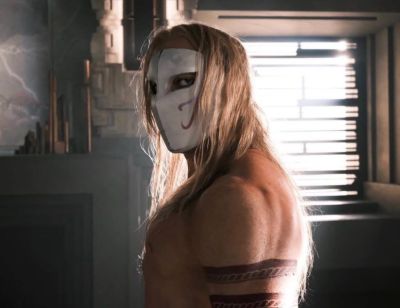 Вега на новом кадре из предстоящей экранизации "Street Fighter" - playground.ru