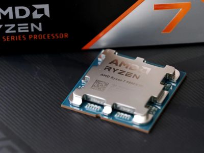 Владелец интернет-кафе сообщил о 15 неисправных процессорах Ryzen 7 9800X3D из 150 - playground.ru