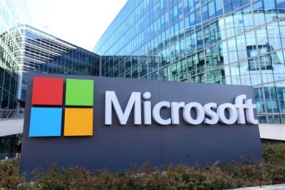 Дональд Трамп - Microsoft без лишнего шума сворачивает инициативы по разнообразию - playground.ru