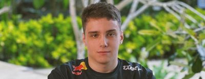 Larl перед игрой с Xtreme: «Сегодня подготовились к ним, игра ранняя. Все рано встали, выспались, я надеюсь» - dota2.ru