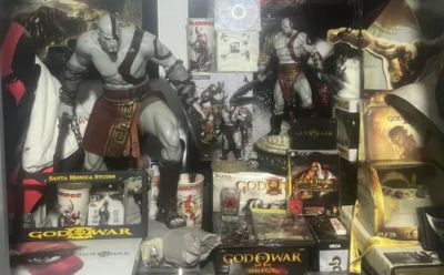 Йозеф Фарес - God of War 3 исполнилось 15 лет. Фанат показал большую коллекцию мерча и игр по франшизе - gametech.ru - Santa Monica - county San Diego