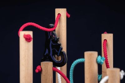 Коты и деревянные столбы: открылся предзаказ на настольную игру «Нэкодзима» - gametech.ru