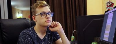 Смотрели с Никсом стримы Arteezy, учились агрить крипов. Потом Санёчек словил звезду и всё — Fn - dota2.ru