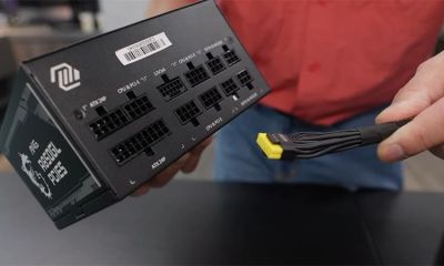 У пользователя оплавился специальный жёлтый разъём питания 12V-2x6 на MSI GeForce RTX 5090 - playground.ru